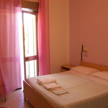 Hotel Silvia Визербелла Экстерьер фото